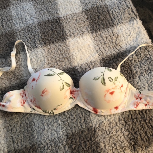 PINK Victoria's Secret Other - PINK Strap/Strapless Date Bra PINK Victoria's Secret Other - PINK Strap/Strapless Date Bra